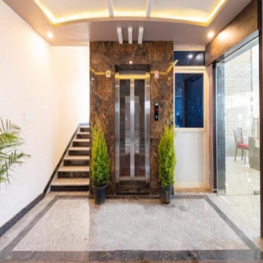 Vovo Hotels Yelahanka Exterior foto