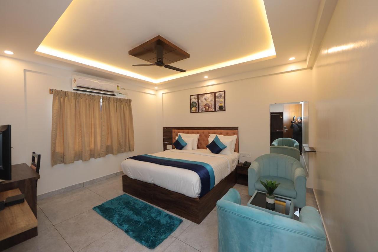 Vovo Hotels Yelahanka Exterior foto