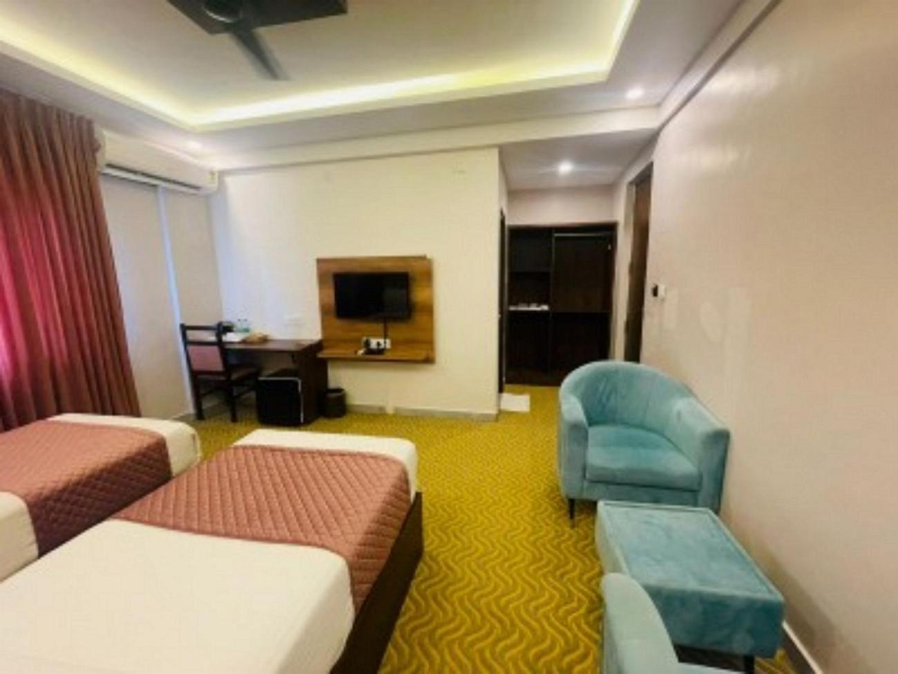 Vovo Hotels Yelahanka Exterior foto